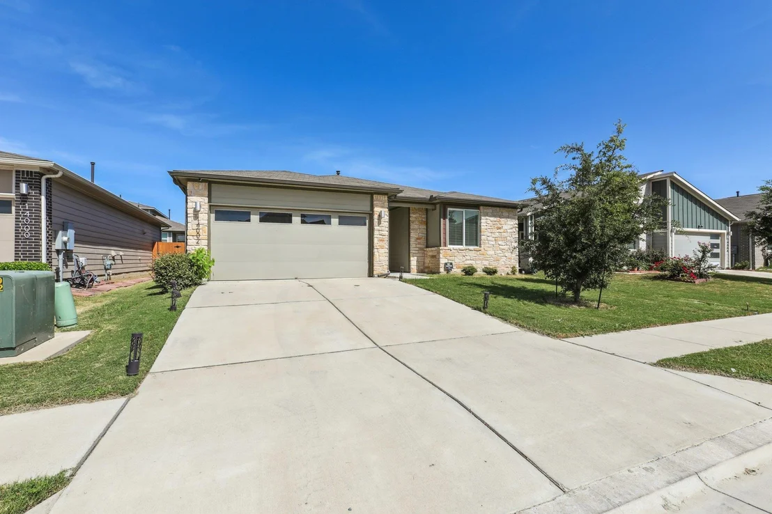 Photo of 14002 Neskar DR