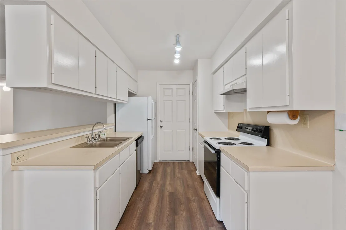 Photo of 716 Northern TRL