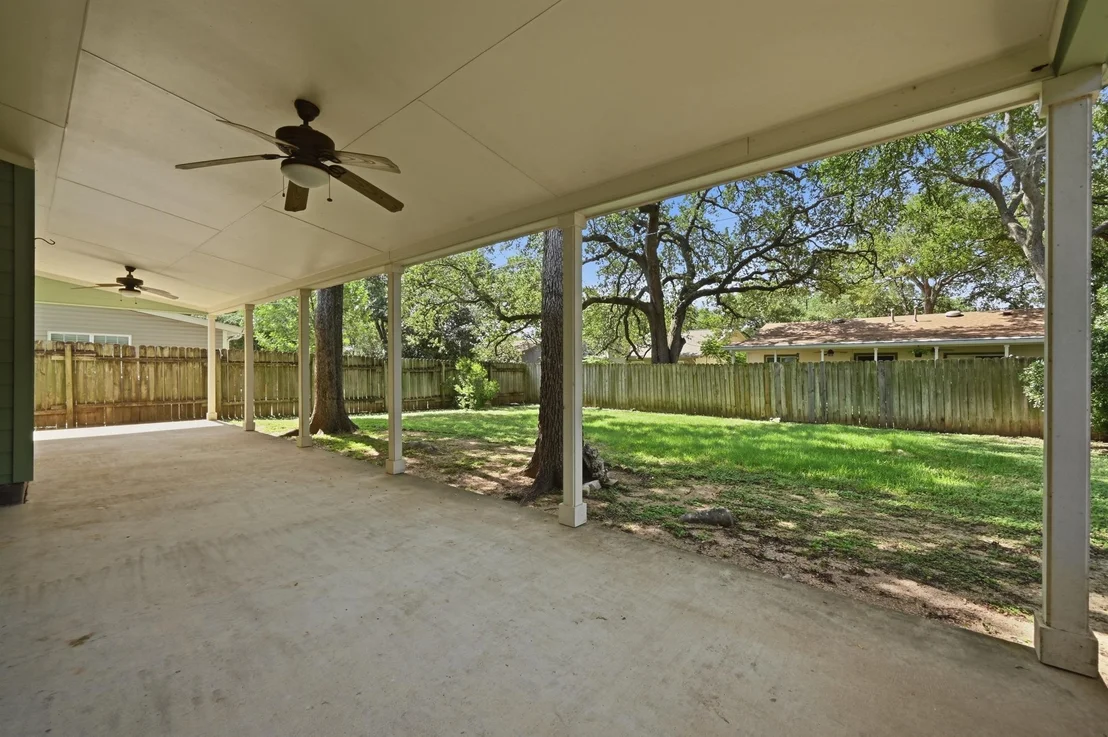 Photo of 5509 Porsche LN