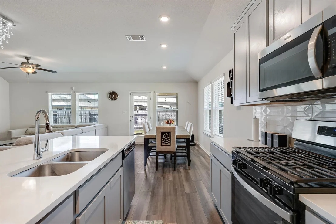 Photo of 406 Grasslands TRL