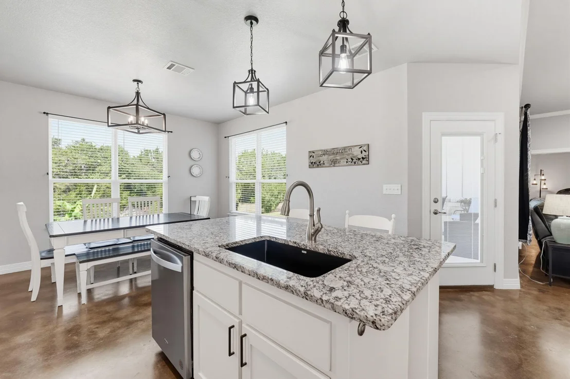 Photo of 1610 Badger LN
