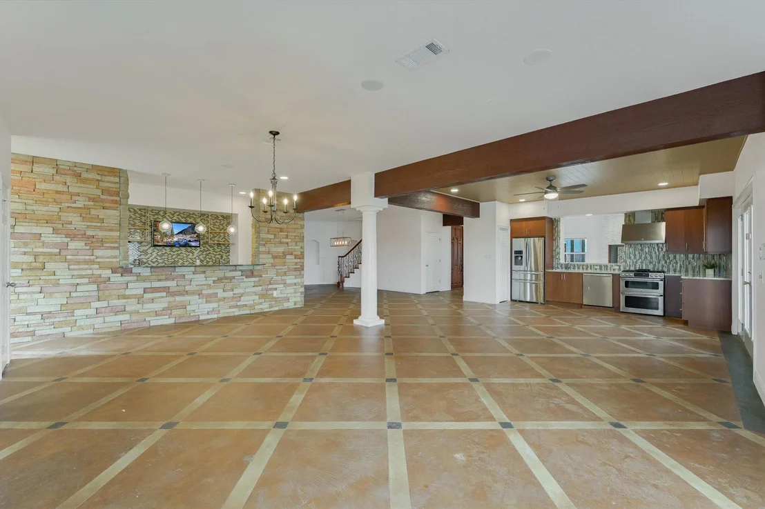 Photo of 4319 Rum Runner RD