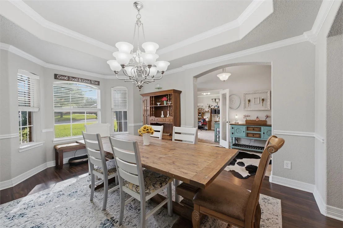 Photo of 302 Wrought Iron DR