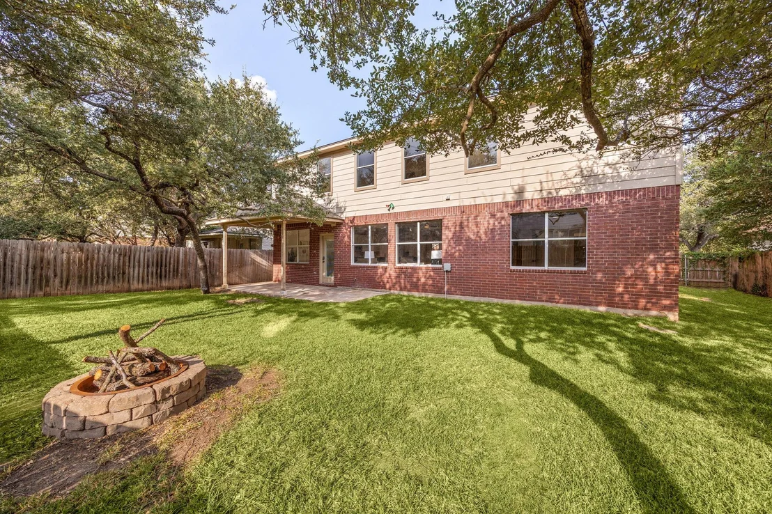 Photo of 2209 Barnett DR