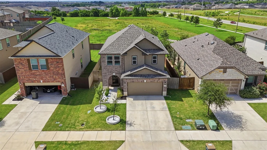 Photo of 110 Sweet Autumn DR