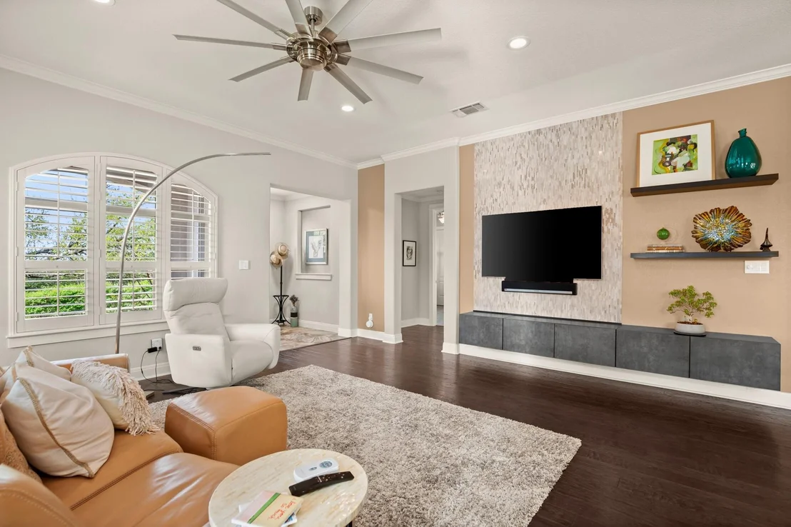 Photo of 15013 Falconhead Grove LOOP