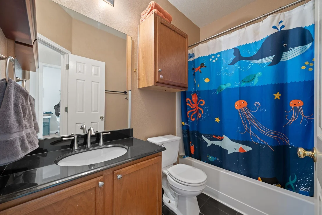 Photo of 18112 Skysail DR