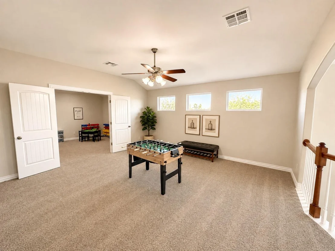 Photo of 237 Cardinal DR