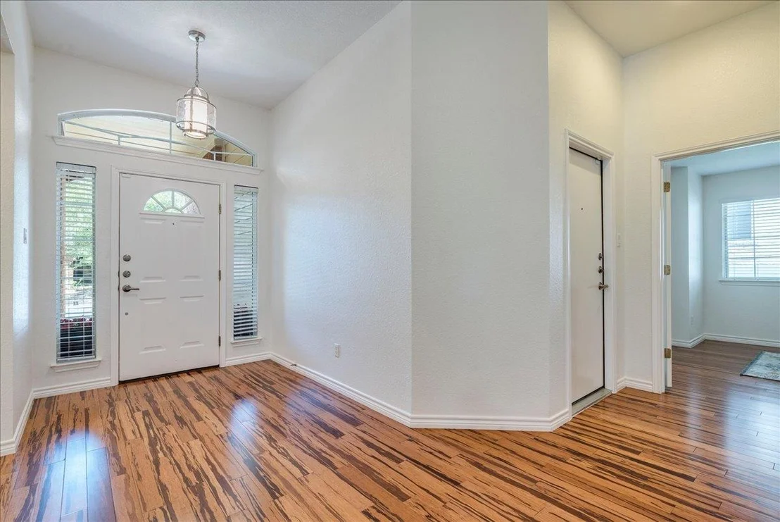 Photo of 2912 Lynnbrook DR