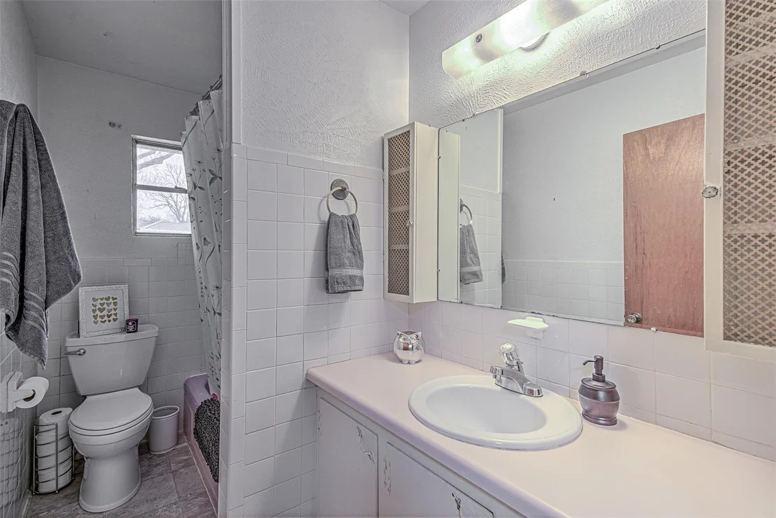 Photo of 5304 Bedford