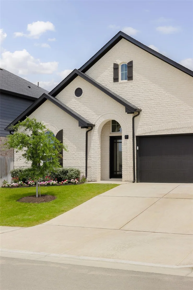 Photo of 717 Sugar Cane RD