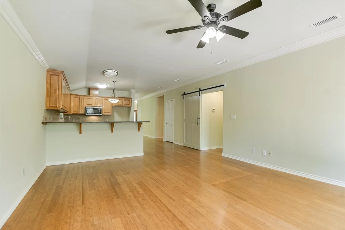 Photo of 104 Springfield