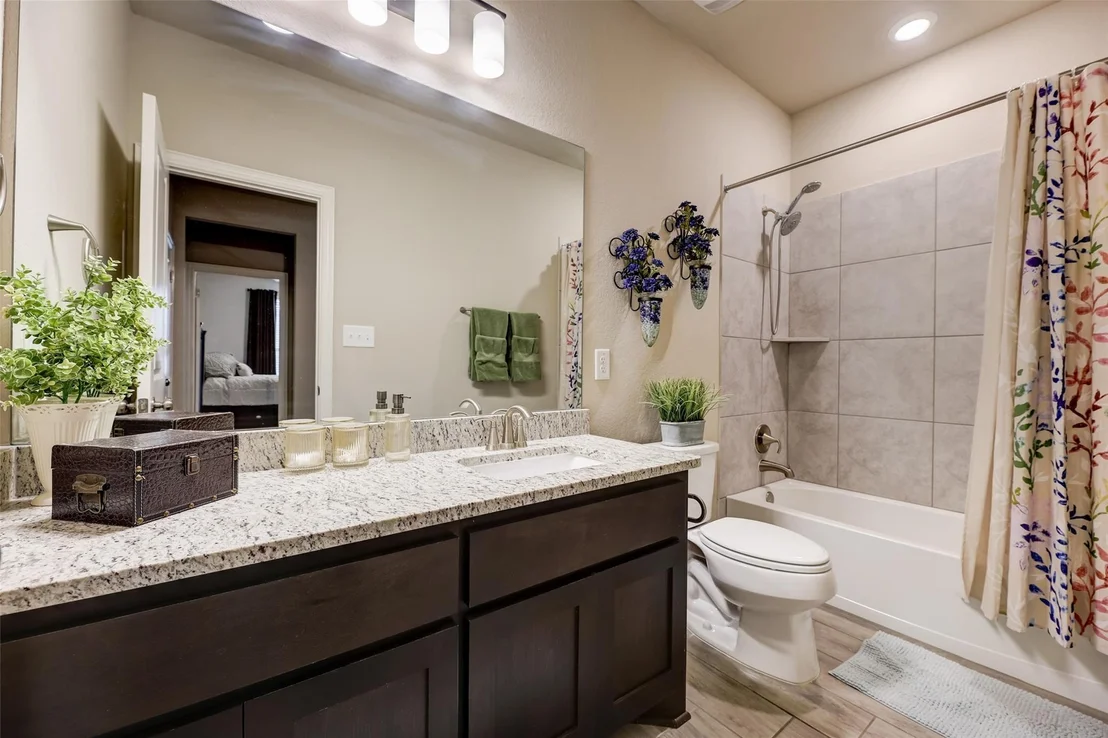Photo of 285 Coyote Creek WAY