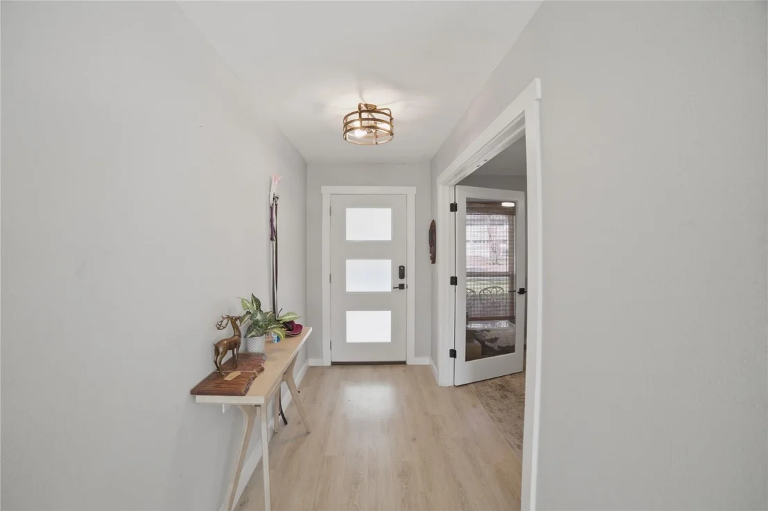 Photo of 1315 Quail Park DR