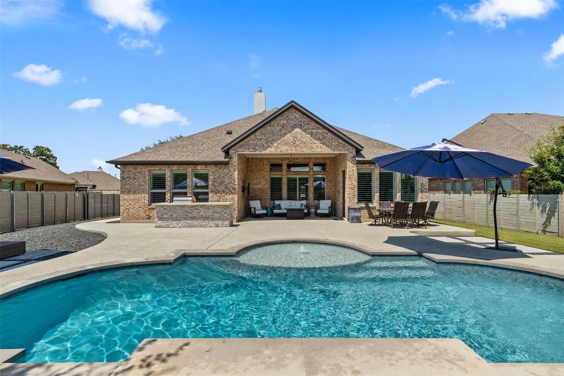 Photo of 839 Sunset Vista DR