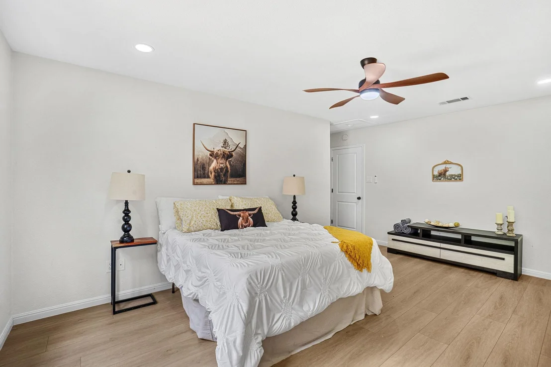 Photo of 3012 Monument DR