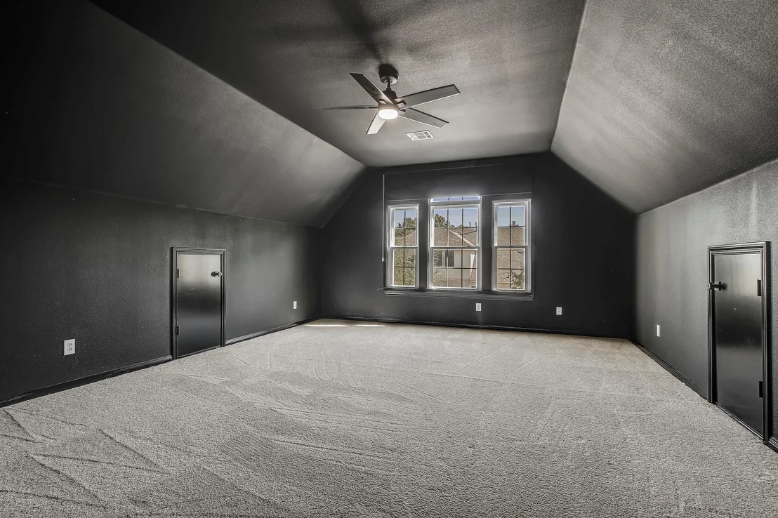 Photo of 15215 Thatcher DR