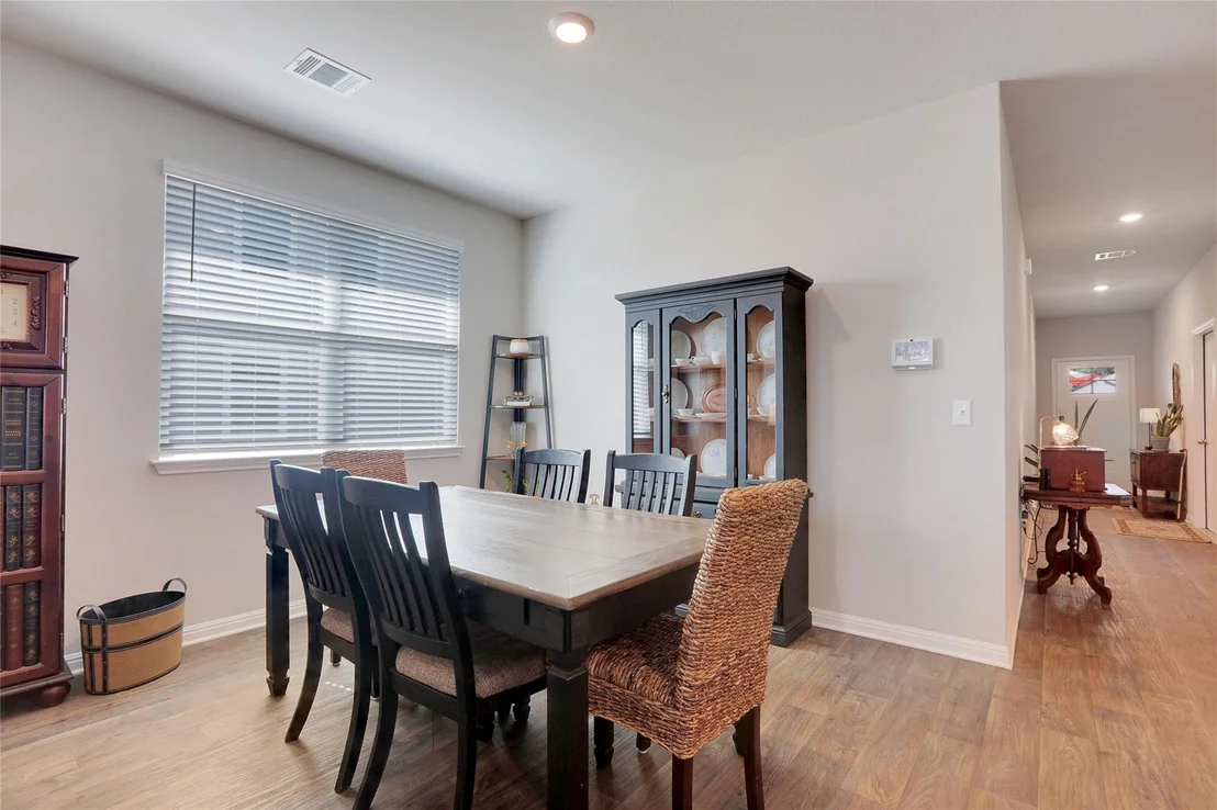 Photo of 235 Bunting LN