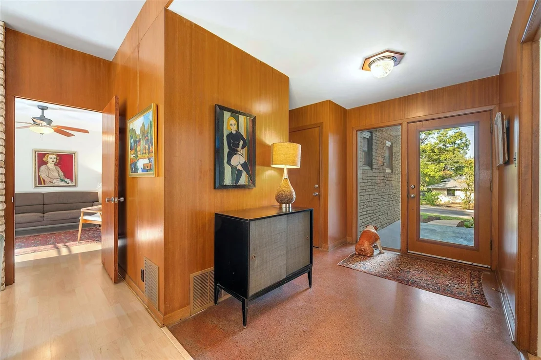 Photo of 1813 Vance CIR