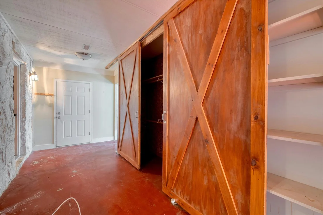 Photo of 30323 Live Oak TRL