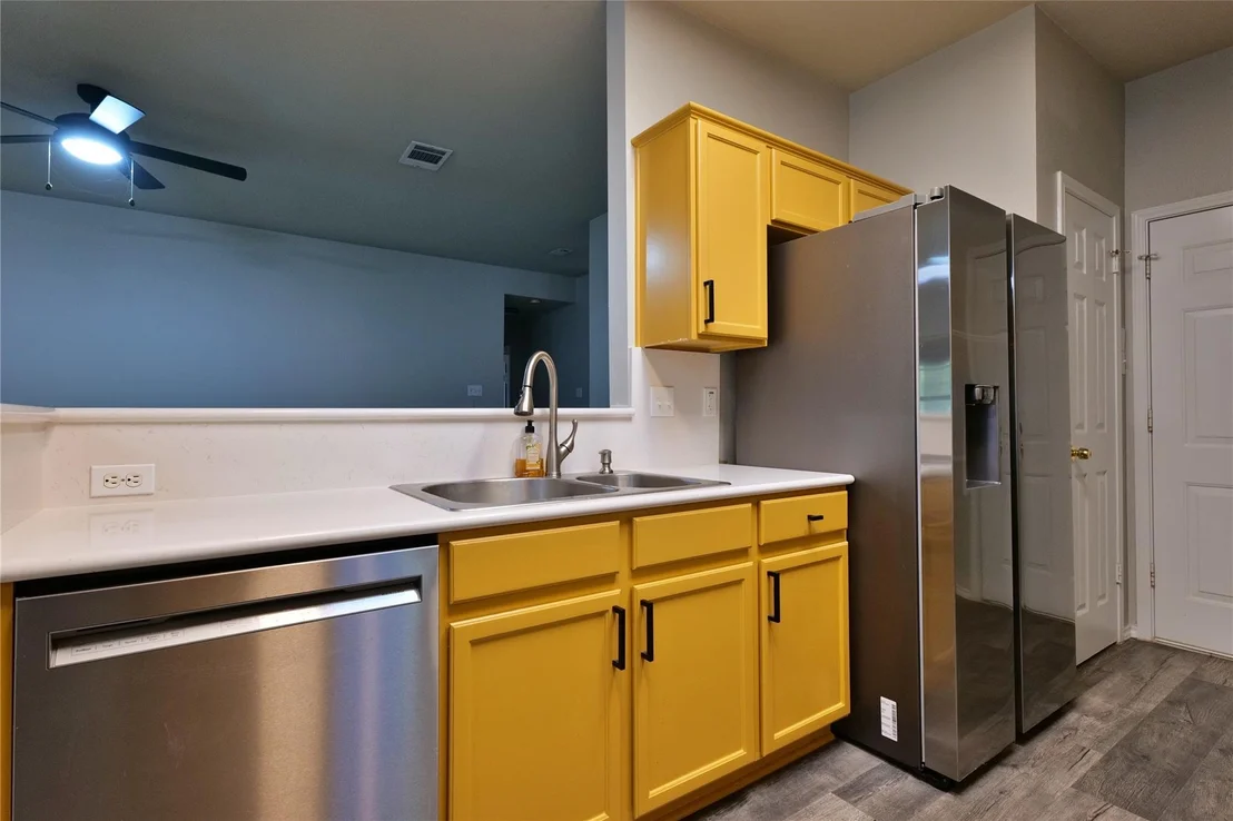 Photo of 615 Blue Oak CIR