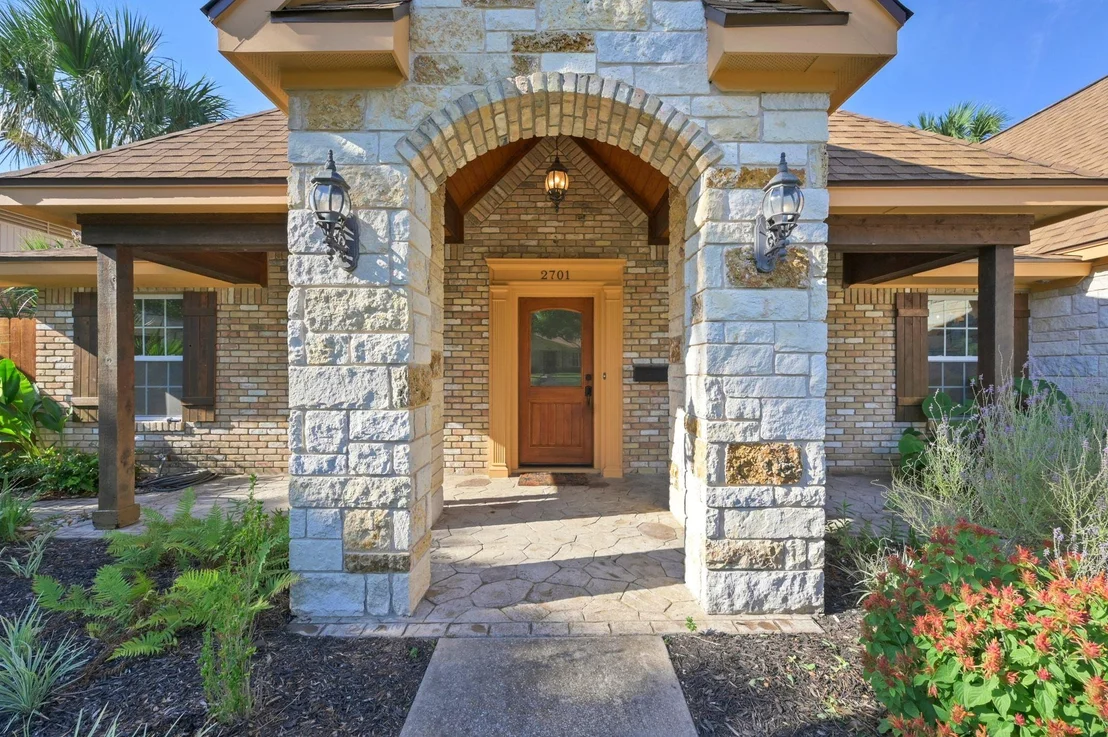 Photo of 2701 Pinewood TER
