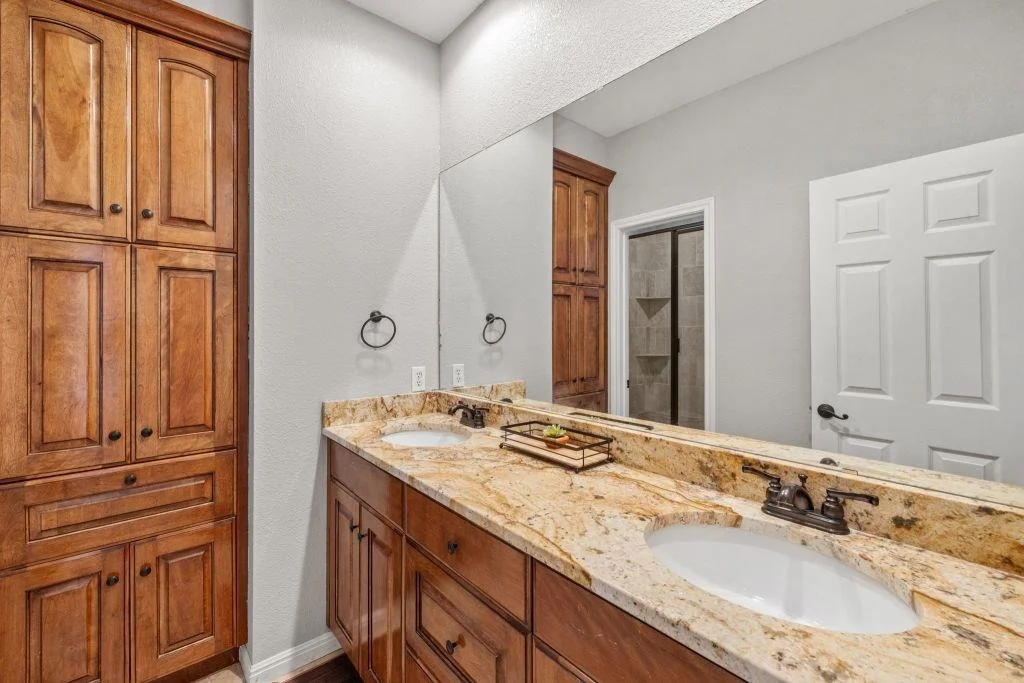 Photo of 10800 Beach RD