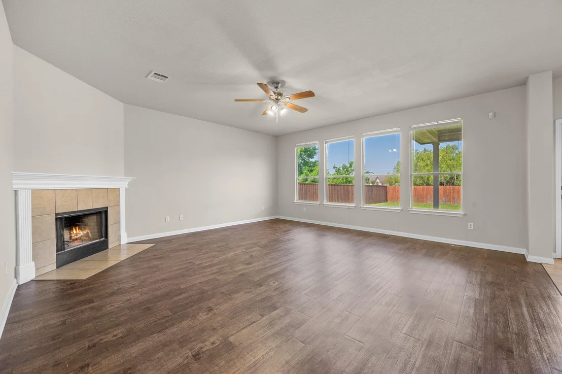 Photo of 215 Gainer DR