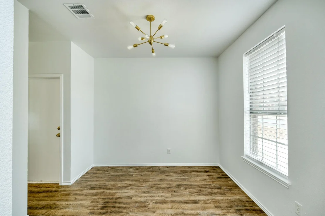 Photo of 303 Reinhardt BLVD