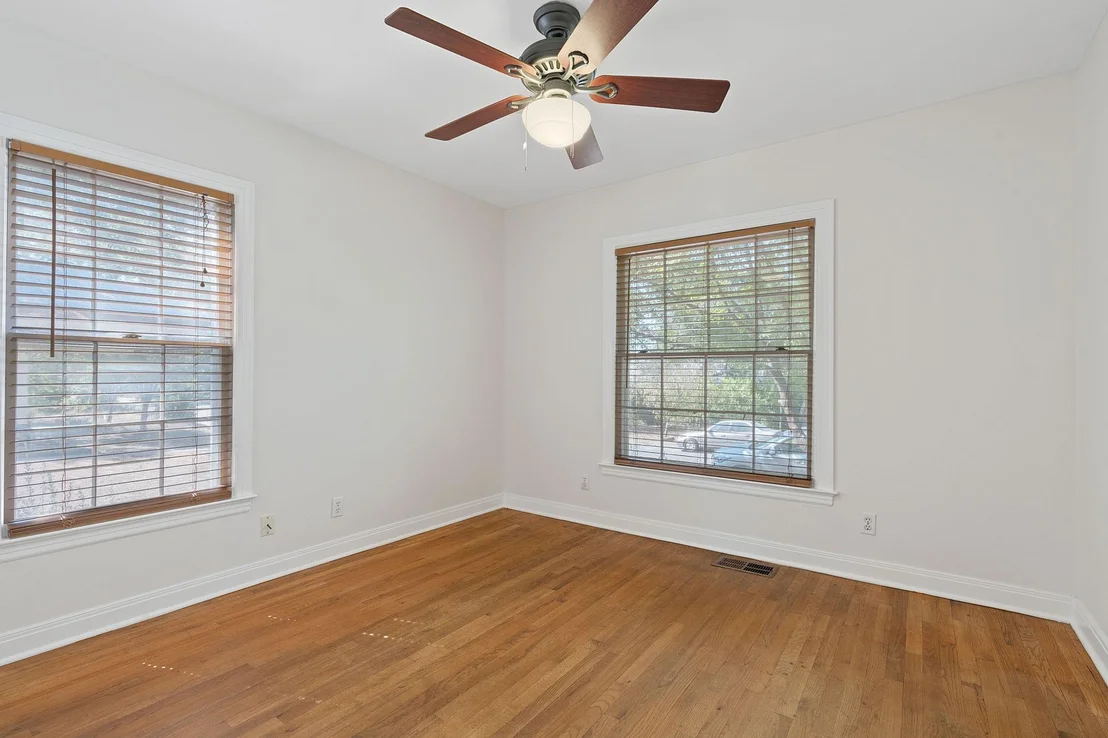 Photo of 2405 Forest Ave