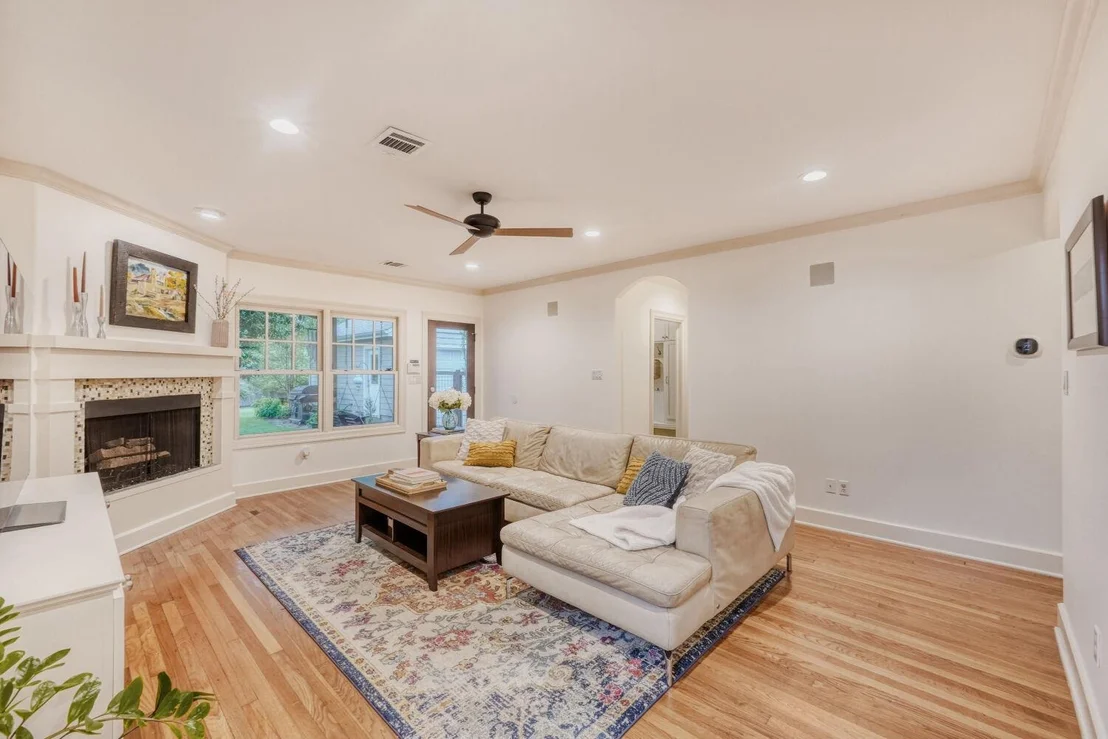 Photo of 2101 Elton LN