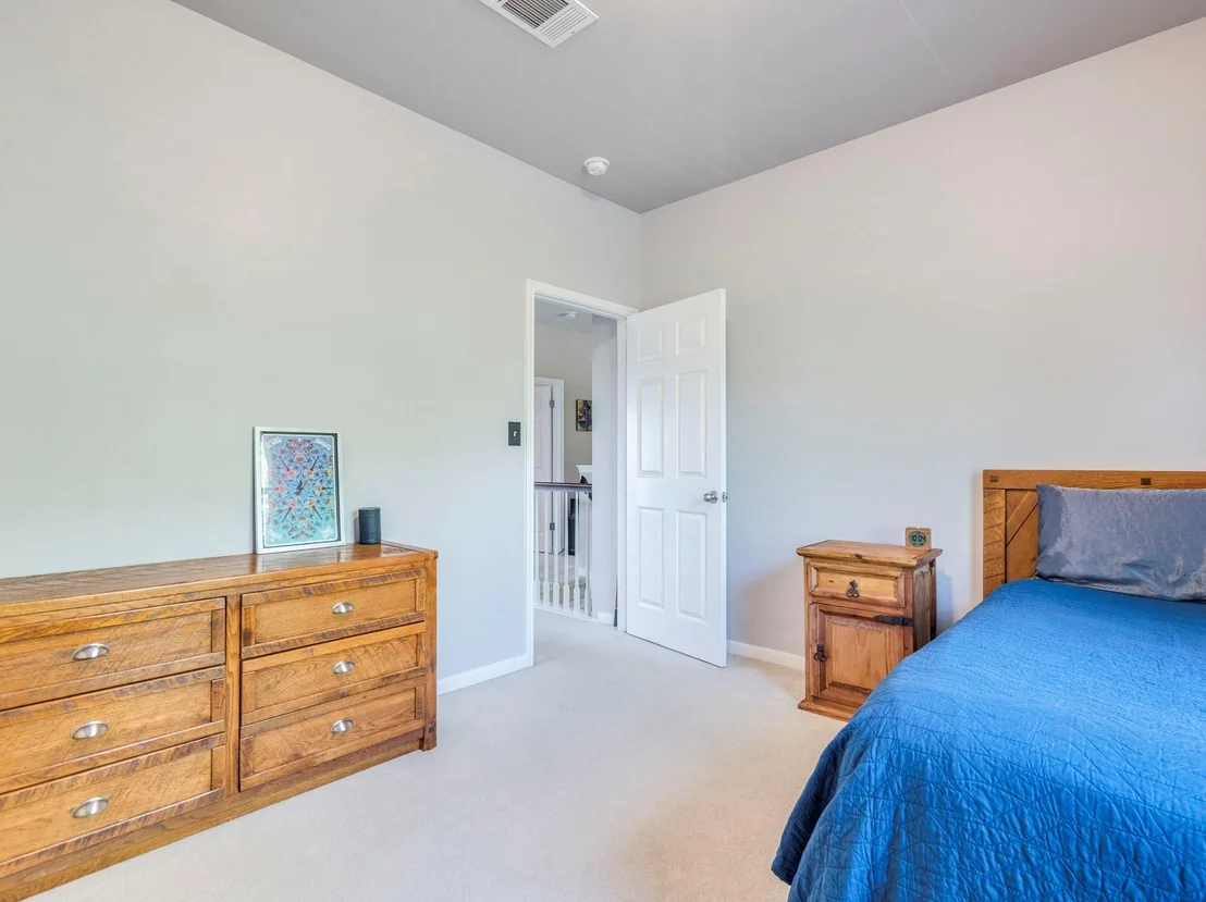Photo of 1218 Heppner DR