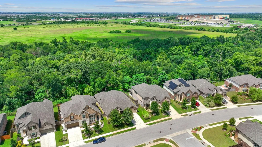 Photo of 2427 Centennial LOOP