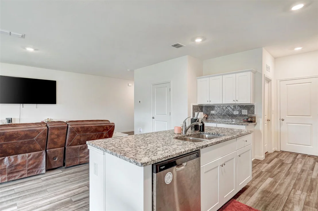 Photo of 109 Pink Cadillac LN