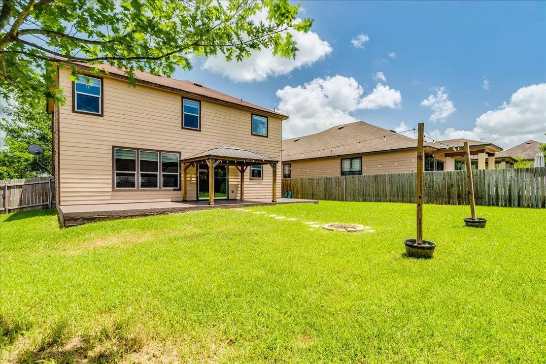Photo of 401 Waterleaf BLVD