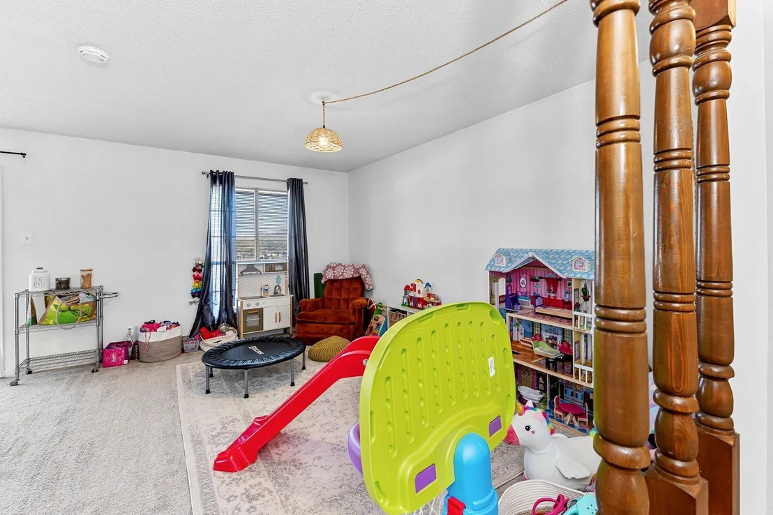Photo of 905 Moss CIR