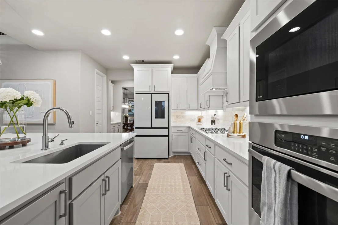 Photo of 177 Catani LOOP