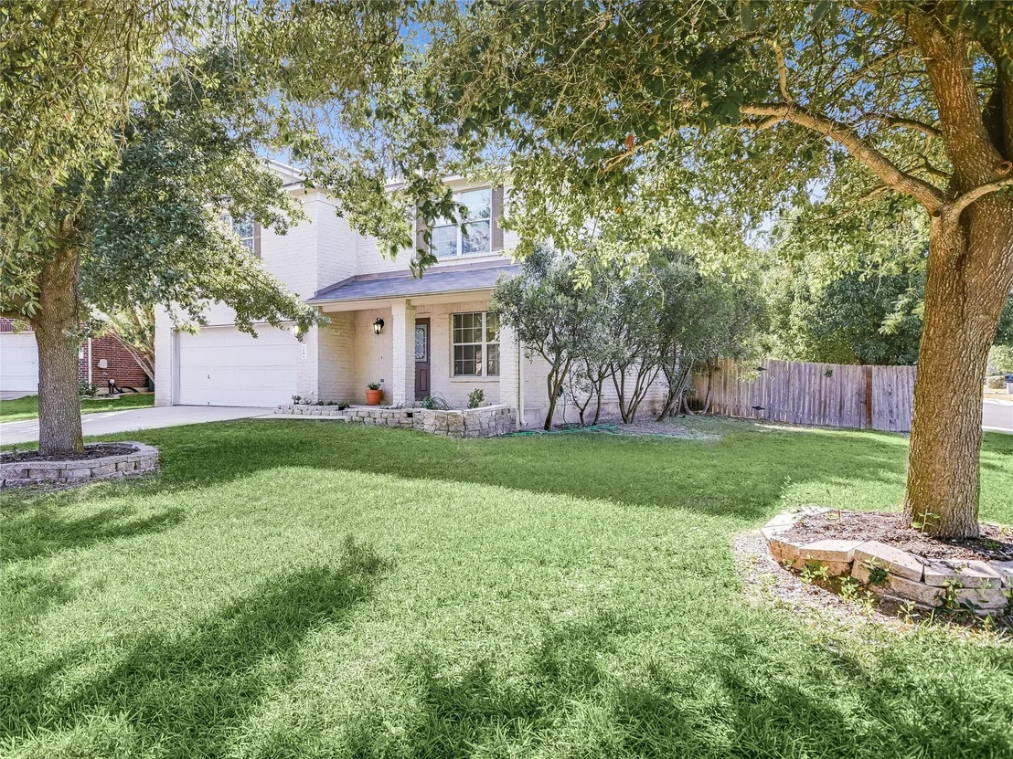 Photo of 110 Juniper CIR