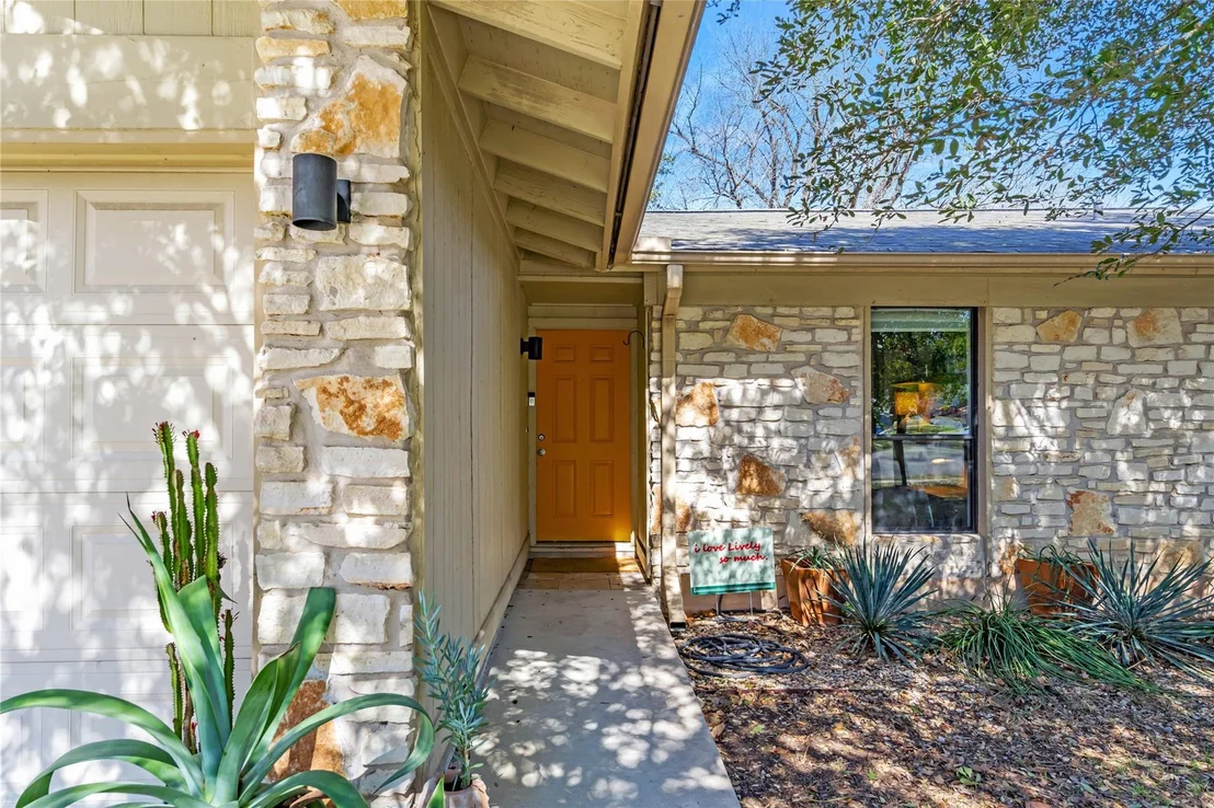 Photo of 1516 Turtle Creek BLVD