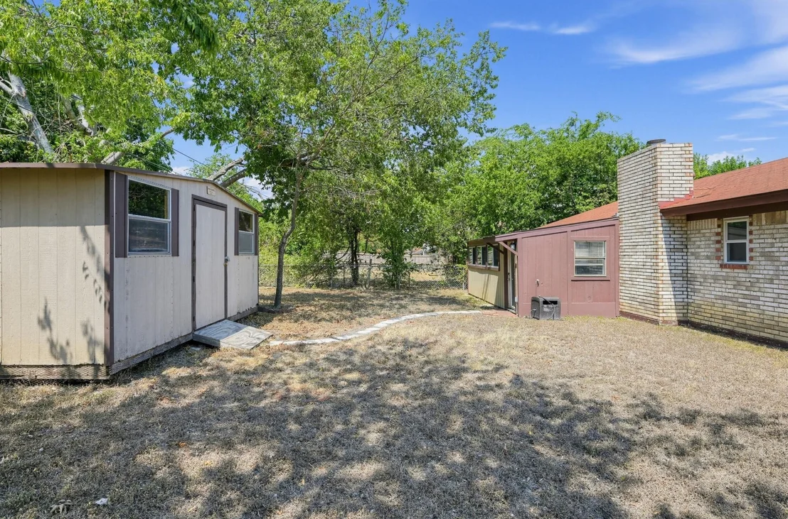 Photo of 1805 Hammond DR