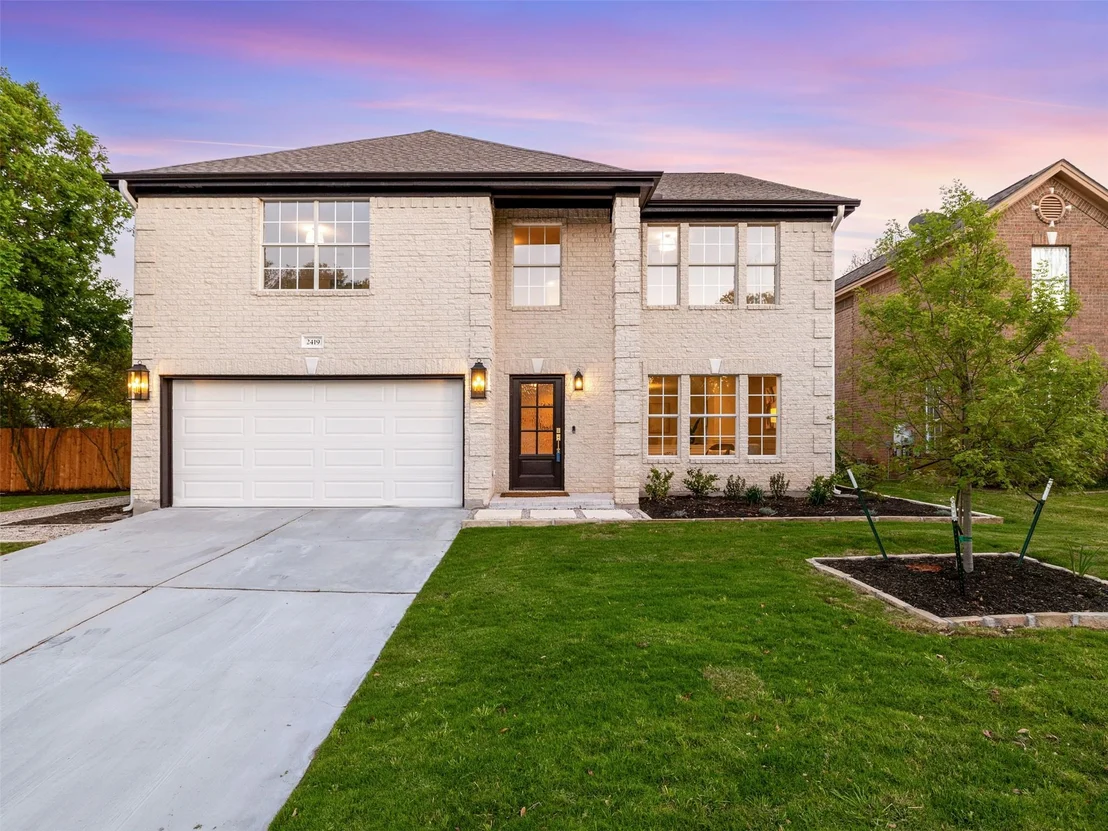 Photo of 2419 Willow WAY