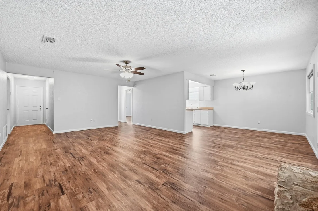 Photo of 5509 Porsche LN