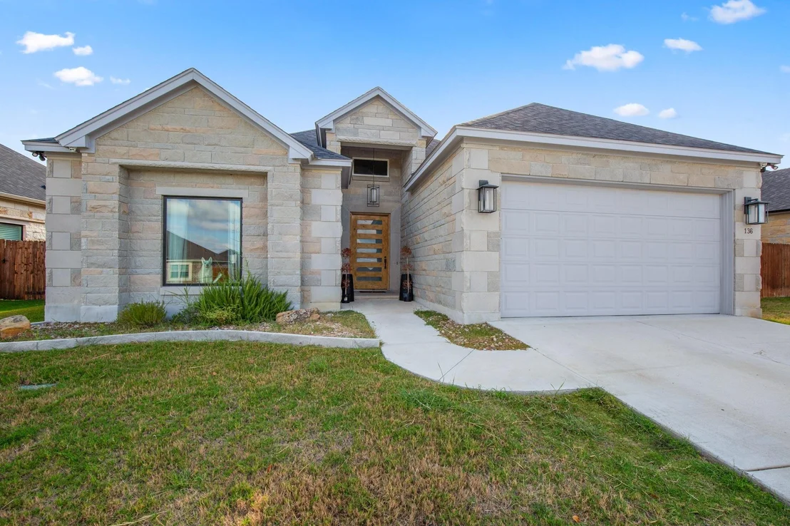 Photo of 136 Greg LN