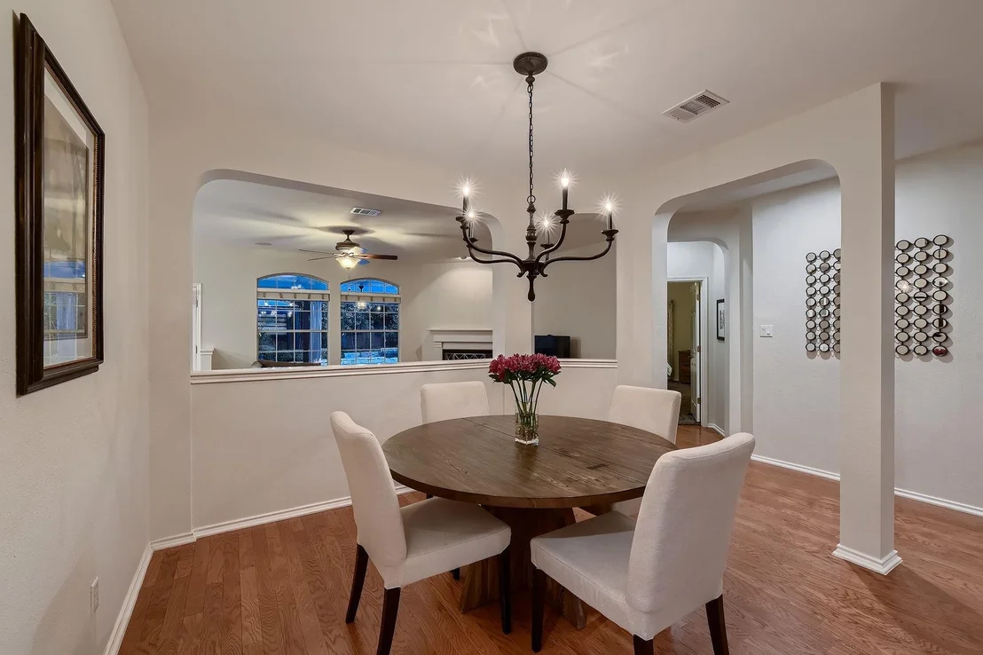Photo of 2917 Perceval LN