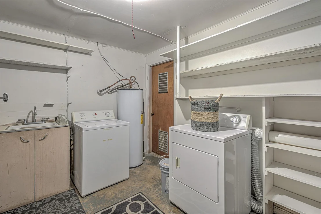 Photo of 5304 Bedford