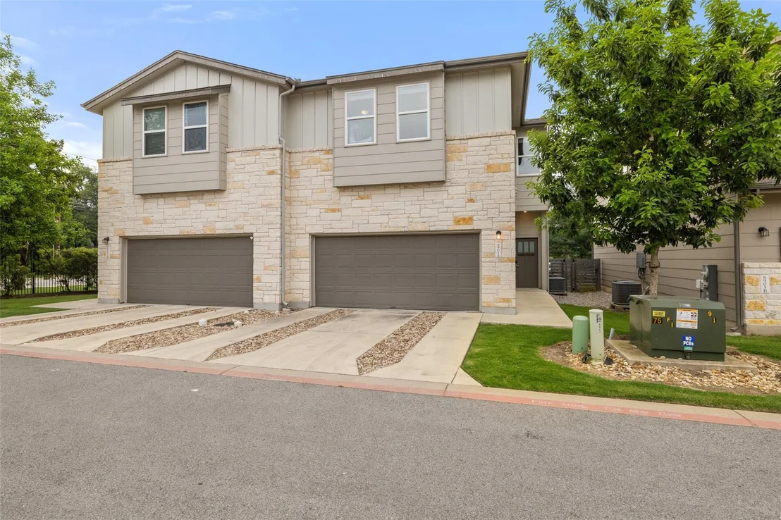 Photo of Unit A at 8901 Parker Ranch CIR