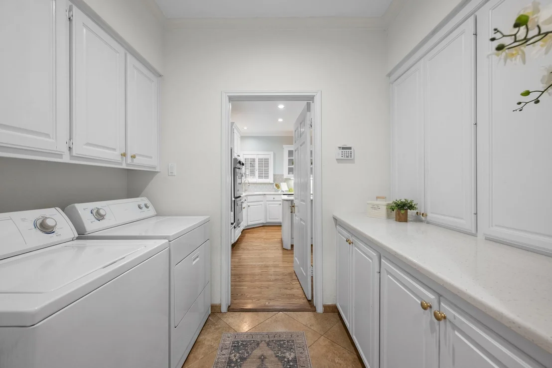 Photo of 10401 Pinehurst DR