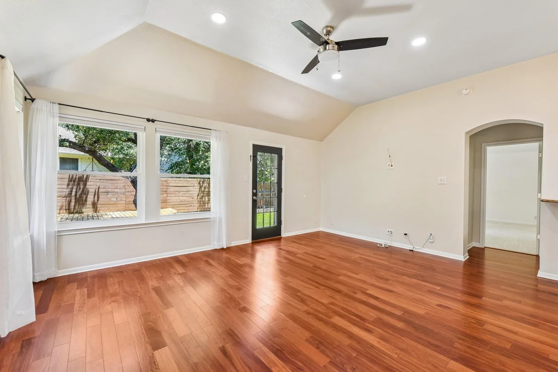 Photo of 5958 Salcon Cliff DR