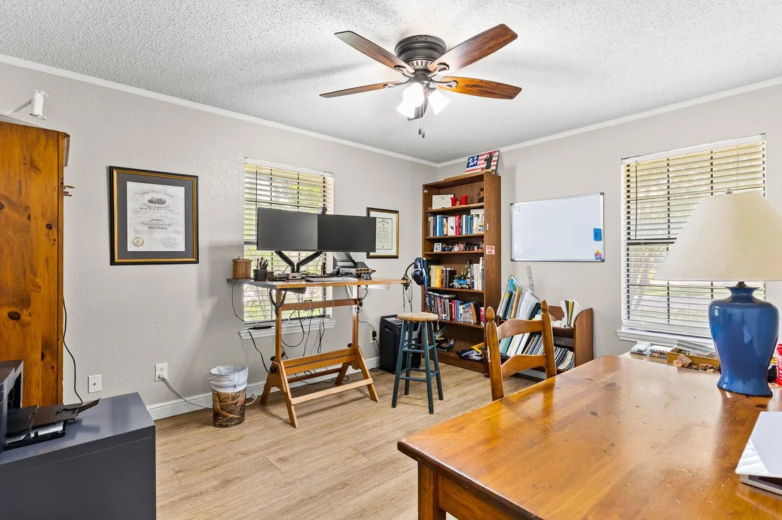 Photo of 1706 Lynx CIR