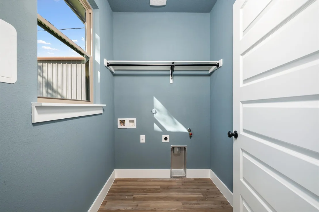 Photo of 1205 W Avenue G